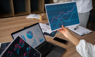 Ekonomi Berbasis Data Dan Analitik