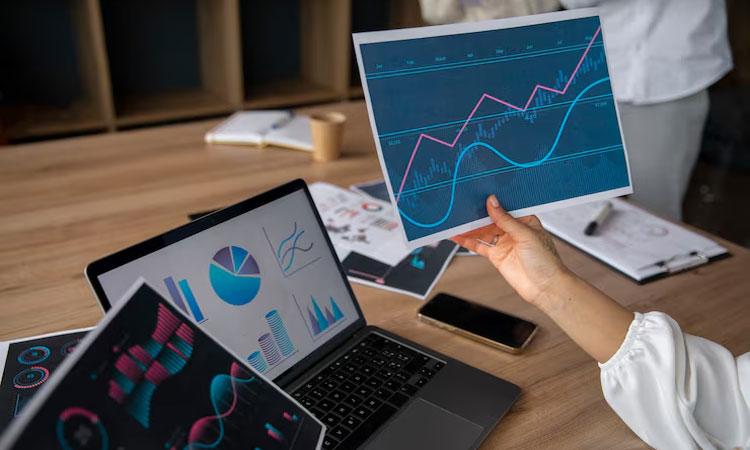 Ekonomi Berbasis Data Dan Analitik